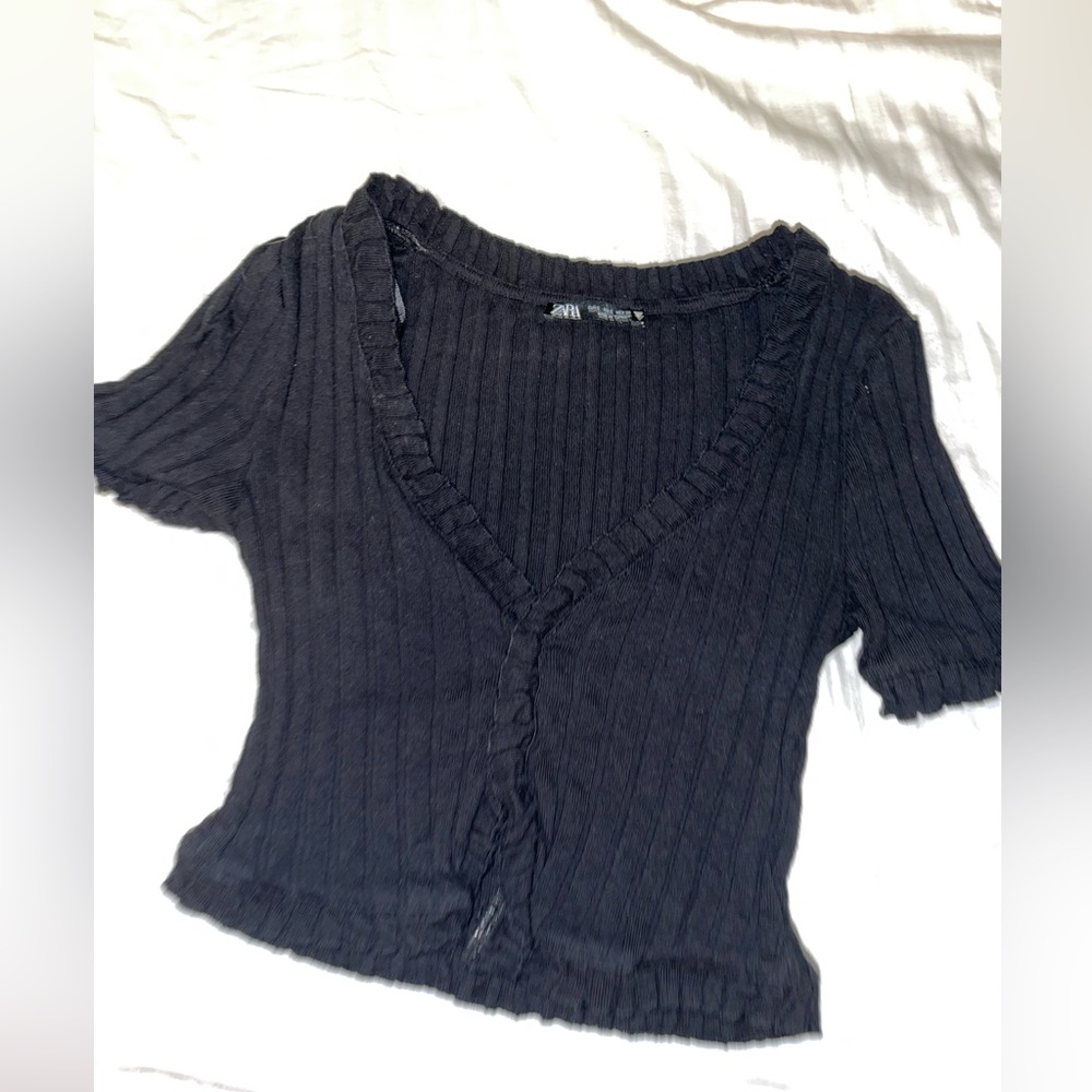 Zara crop top, worn once great condition!